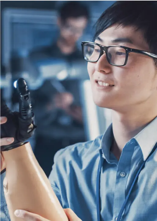 AI・ロボット技術を用いて、社会課題の解決に挑む