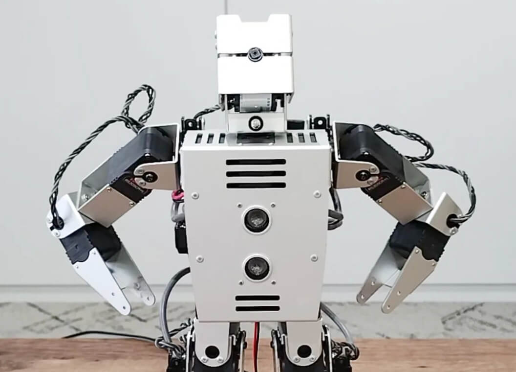 ロボット技術で世界初の発明にも挑戦